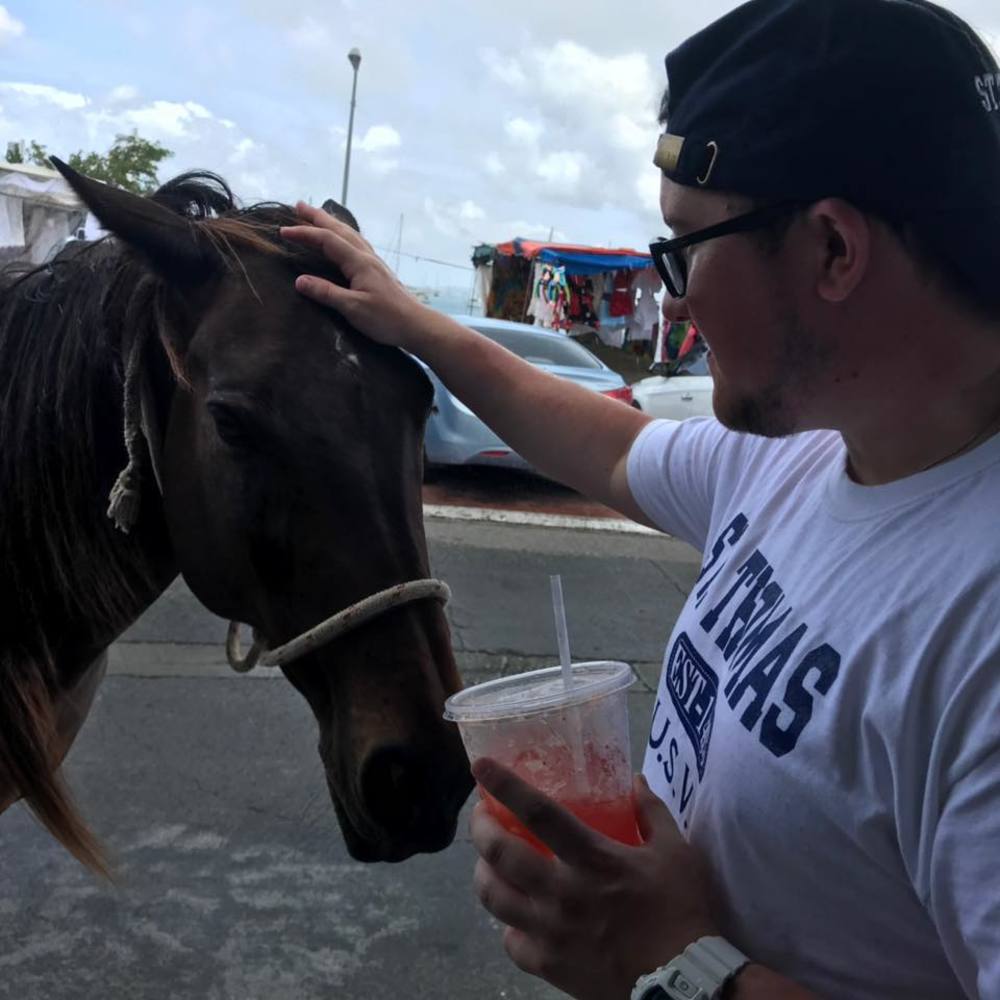 Meet your Posher, Nicco